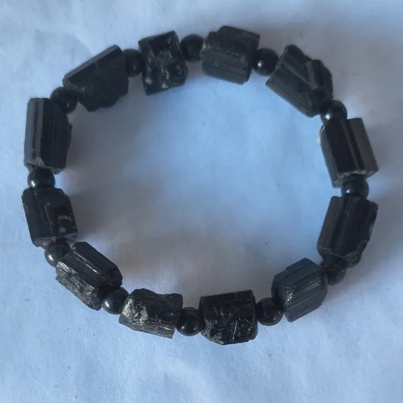 Raw Black Tourmaline Chunk Bracelet - Picture 2 of 4